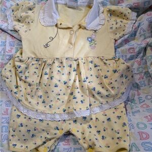 Vintage 90s Yellow Floral Baby romper